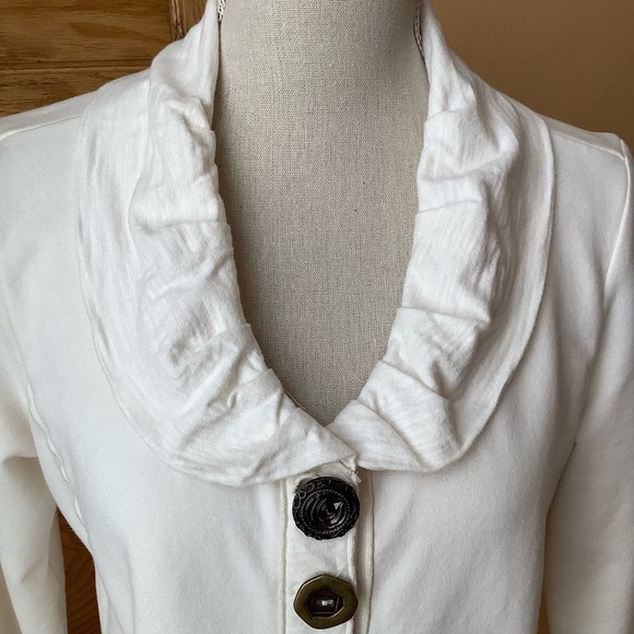 NEON BUDDHA Cream Ruffle Cardigan Ornamental Buttons Size S - Picture 5 of 15
